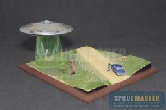 abduction-diorama-01