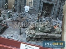 diorama-033