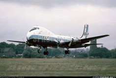 1476858