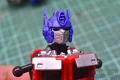 Blokees-Transformers-Optimus-Prime-076