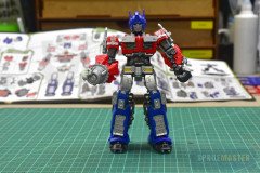Blokees-Transformers-Optimus-Prime-079