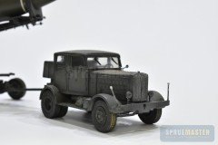 Hanomag-V2-Takom-034