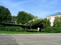 lisunov_li-2_011