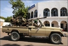 jeep_zu-23-2_chadian_army_soldiers_05022008_news_001