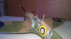 Spit_Airfix-007