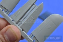 eduard-typhoon-004